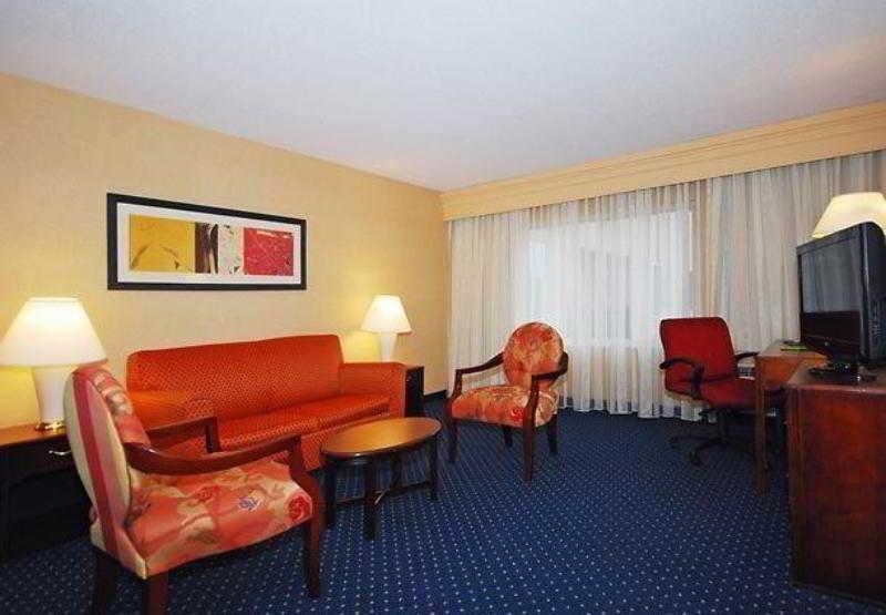 Courtyard Boston Raynham Hotel Kamer foto
